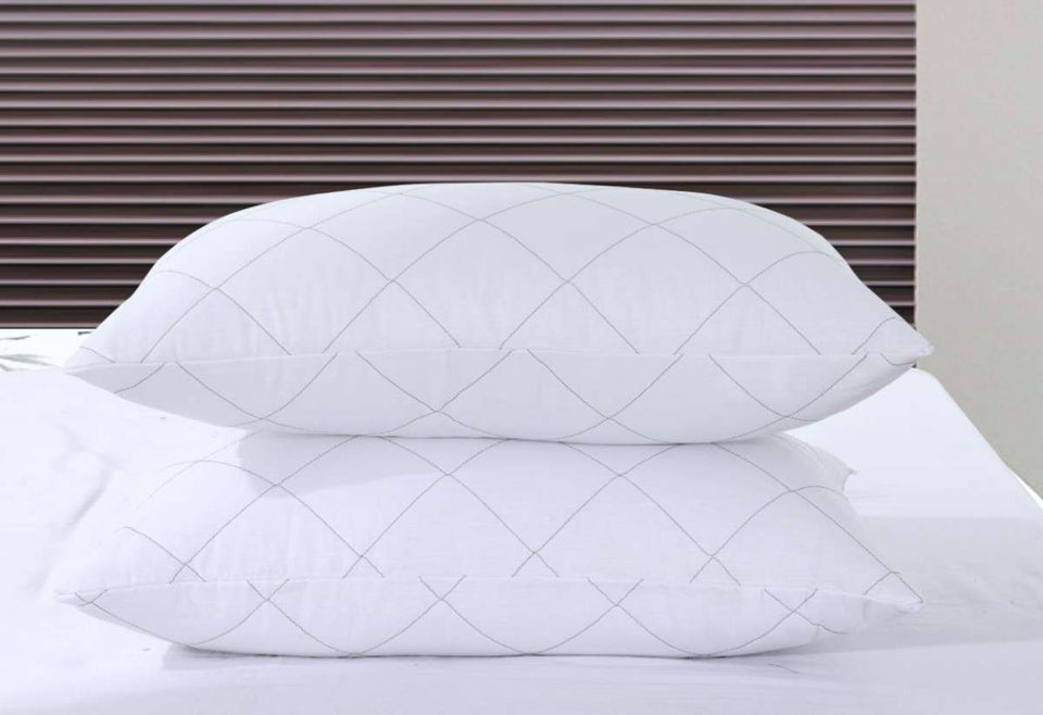 Silora Waterproof Pillow Protectors 2/4-Pack- Hypoallergenic Noiseless Zip Cover